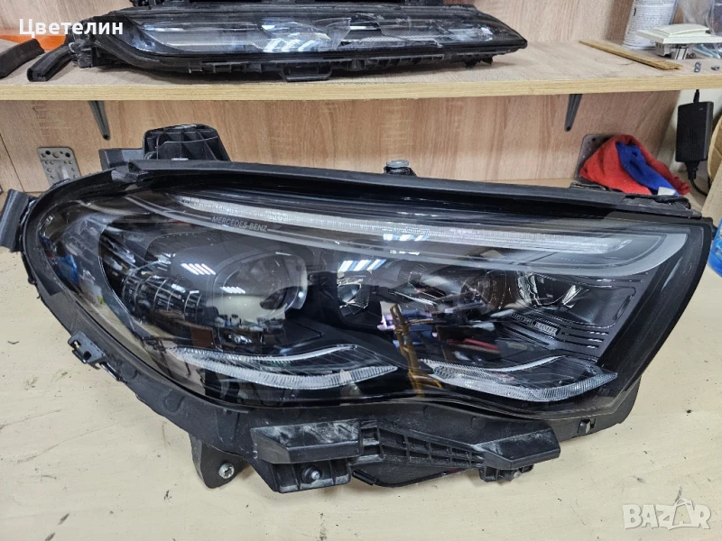 Десен фар Mercedes W214 desen far мерцедес 214 е класа, снимка 1