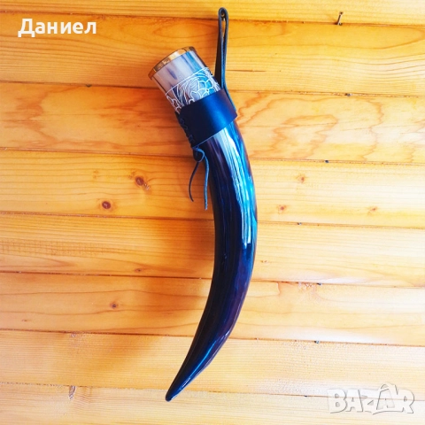 Гравирана чаша от естествен рог с кожен калъф , изцяло ръчна изработка. Викингска чаша , снимка 3 - Ръчно изработени сувенири - 48169305