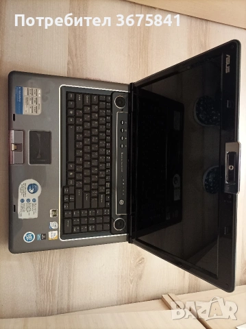 Лаптоп Asus M70V series, снимка 2 - Лаптопи за работа - 53582813