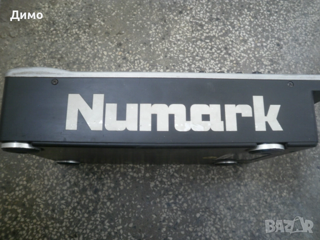 Numark Matrix 2- смесителен пулт за DJ, снимка 4 - Ресийвъри, усилватели, смесителни пултове - 52227023