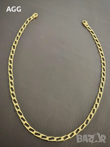 Стилен златен комплект, снимка 3 - Бижутерийни комплекти - 50590231