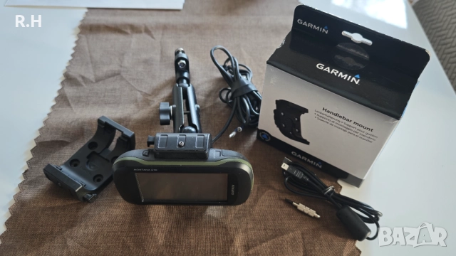 GPS Навигация Garmin Montana 610 със зареждаща стойка RAM монтаж, снимка 2 - Garmin - 52845671