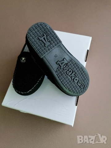 Детски обувчици от набук , снимка 2 - Детски боти и ботуши - 51951988