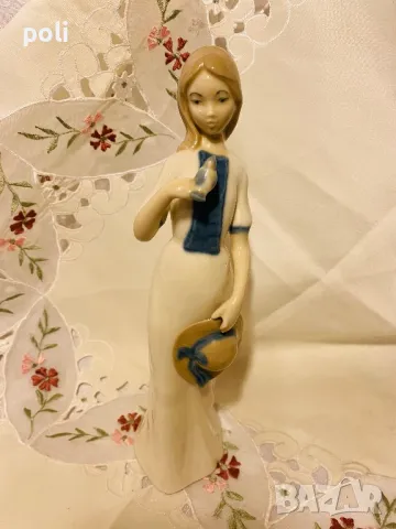 порцеланова статуетка 