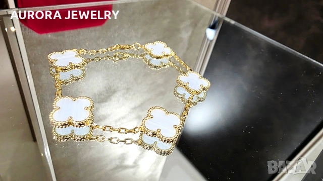 Van Cleef & Arpels VCA 5 Motifs Gold Chalcedony Vintage Alhambra Дамска Гривна