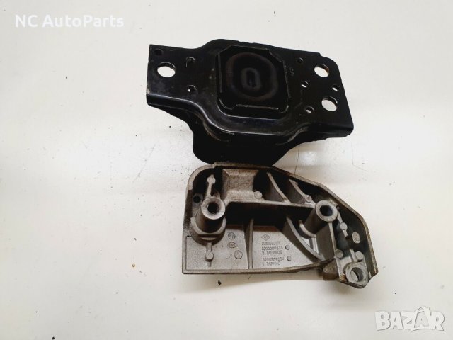 Тампон за двигател за Renault Рено Меган 1.4 бензин 98 коня K4J740 8200209833 2006, снимка 2 - Части - 43569394