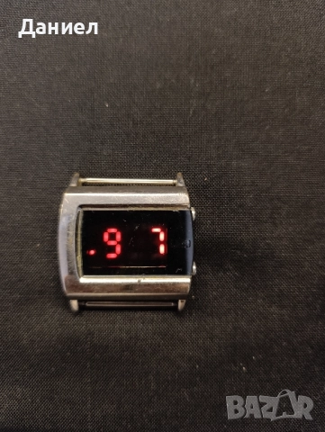 Електронен часовник Q,&Q, снимка 2 - Мъжки - 51636100