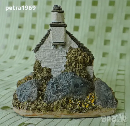 Рядко срещана къщичка Stoney Beck Cottage, колекция Англия, Lilliput Lane, снимка 4 - Колекции - 49422789