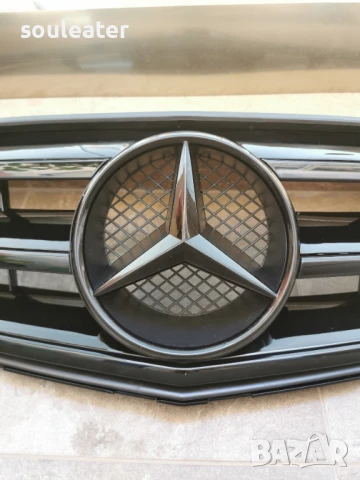 Решетка/маска с емблема тип AVANTGARDE FULL BLACK за Mercedes W204, снимка 2 - Части - 50801049