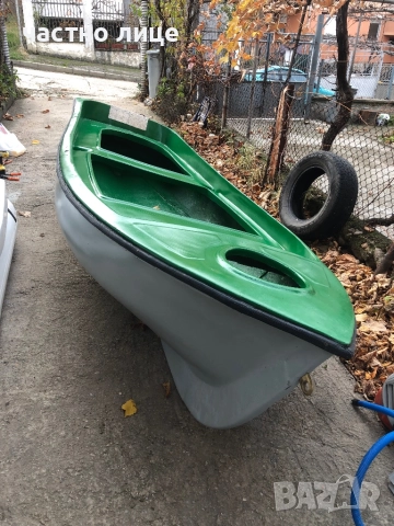 Стъклопластова лодка 3.5
