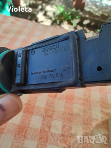 Дебиметър Bosch  за Хонда Сивик 1.7 дизел, Нов, снимка 2 - Части - 51565605