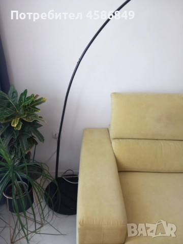 Лампа, снимка 2 - Настолни лампи - 51683510