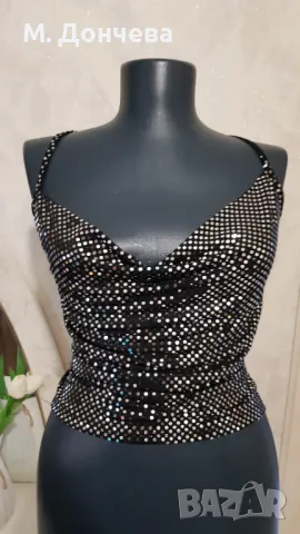 Дамски топ с паети и гол гръб, снимка 2 - Корсети, бюстиета, топове - 47615973