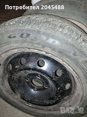 Зимни гуми с джанти за Рено , снимка 1 - Гуми и джанти - 43545379