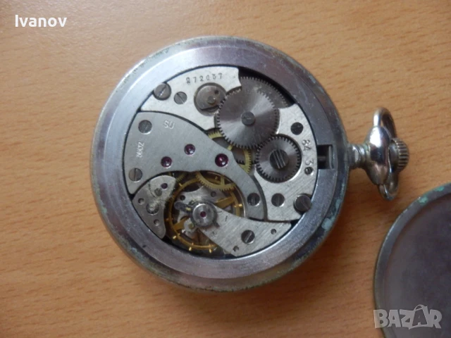 Стар джобен часовник Молния - неработещ, снимка 3 - Антикварни и старинни предмети - 51396115