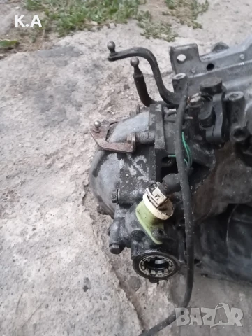 Скоростна кутия Peugeot Partner 1.9d, снимка 2 - Части - 51321206