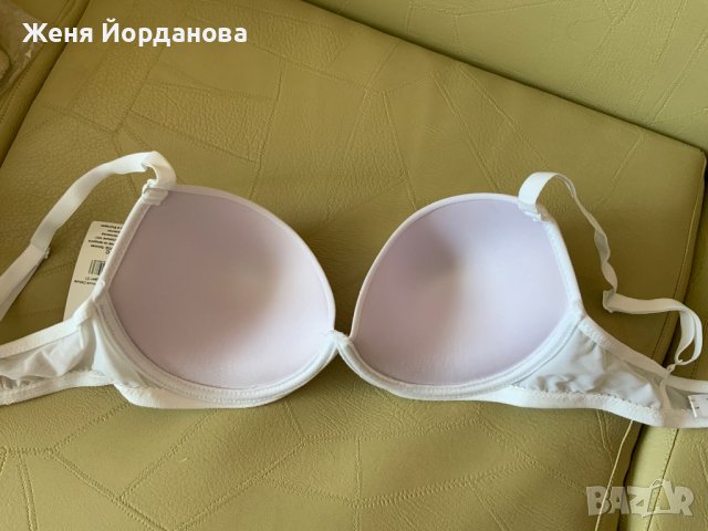 Сутиени, снимка 2 - Бельо - 36947831
