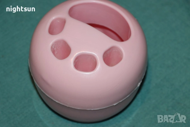 Продавам доста чаши, вази, кани, пепелници - част 2, снимка 8 - Чаши - 51928919