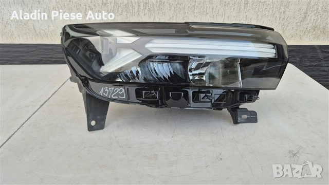 Десен фар Dacia Bigster Duster 3 година 2024 2025 код 260107725R 
