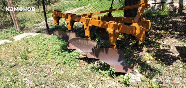 продавам плуг навесен 3*25, снимка 1