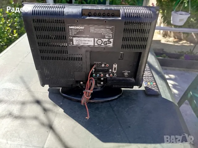 телевизор 12волта 16инча ,двд сд кард и юсб плеер,за кемпер каравана , снимка 2 - Телевизори - 50073883