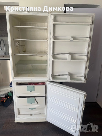 Хладилник Liebherr, снимка 2 - Хладилници - 53434471