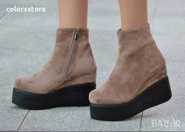 Боти на платформа - светлокафяв велур с черно ходило - 130K 