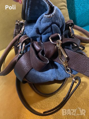 Оригинална чанта Miu Miu, снимка 5 - Чанти - 44063062