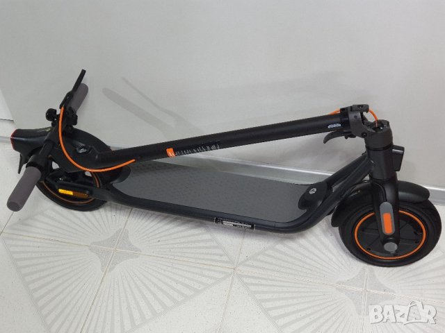 SEGWAY NINEBOT F40 D, 2023 година на 126 км.неразличима от нова!, снимка 14 - Скейтборд, ховърборд, уейвборд - 43061395