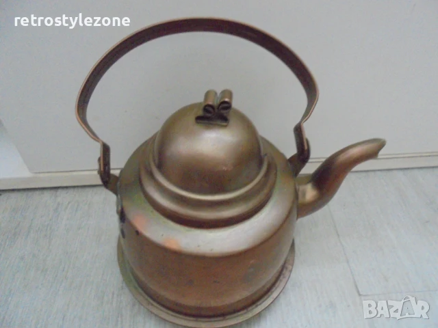 № 8177 стар метален / меден чайник   , снимка 3 - Други ценни предмети - 51342550