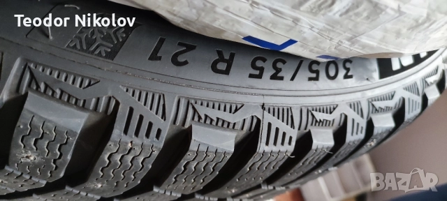 Продава 4 гуми с джанти употребявани 21 цола, и две чисто нови 22 цола за Бентли, 2022 год., снимка 1