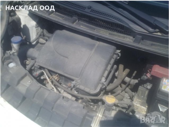 Peugeot / Пежо 107 1.0i 2012 г., снимка 6 - Автомобили и джипове - 32788466