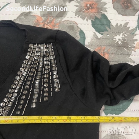 Дамска жилетка блуза DKNY Jeans с мъниста тип прегърни ме черна размер M, снимка 5 - Блузи с дълъг ръкав и пуловери - 52571966