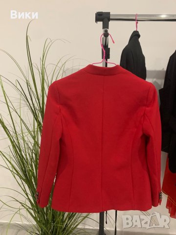 Червено сако, снимка 13 - Сака - 43501041