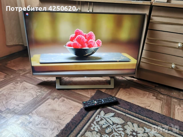 Телевизор Sony Bravia LED 32" Smart WiFi (81.28 cm) Full HD , снимка 2 - Телевизори - 50470933