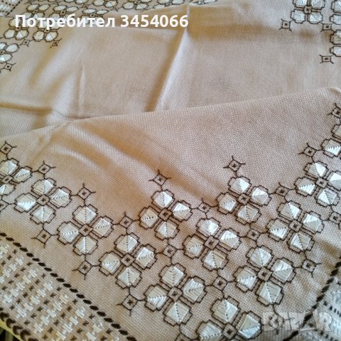 Ръчно ушити карета. , снимка 2 - Покривки за маси - 43552729