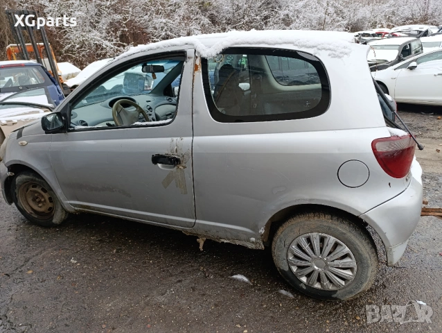 Toyota Yaris I 1.0 бензин 68к.с. На части, снимка 2 - Автомобили и джипове - 53451687