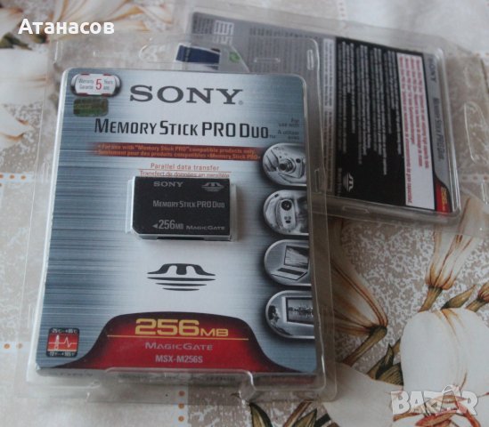 Sony 256MB Memory Stick Pro Duo , снимка 1 - Чанти, стативи, аксесоари - 43911135