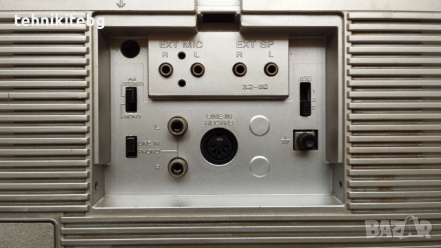 ⭐⭐⭐SONY CFS-88L⭐⭐⭐ Голям ретро радиокасетофон (буумбокс) от началото на 80-те години, снимка 9 - Радиокасетофони, транзистори - 52324888