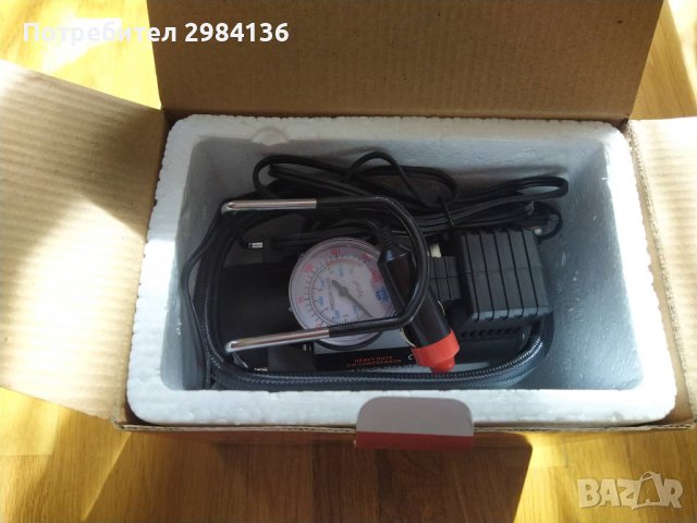 12 V КОМПРЕСОР ЗА ВЪЗДУХ С ВГРАДЕН МАНОМЕТЪР ЗА ПОМПАНЕ НА ГУМИ  , снимка 4 - Аксесоари и консумативи - 38241132