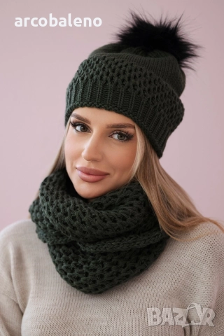 Дамски зимен комплект шапка и шал, 3цвята , снимка 8 - Шапки - 47560442