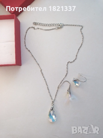 Комплект колие и обици, снимка 2 - Бижутерийни комплекти - 52680876