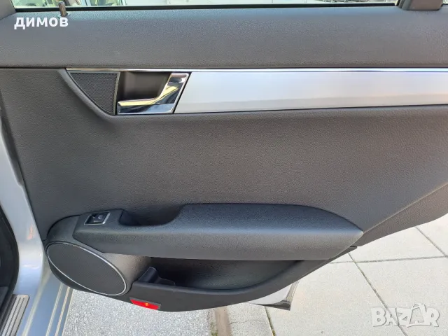 Mercedes C 180 /Avtomat/Бензин-Газ/Нова верига, снимка 16 - Автомобили и джипове - 42472343