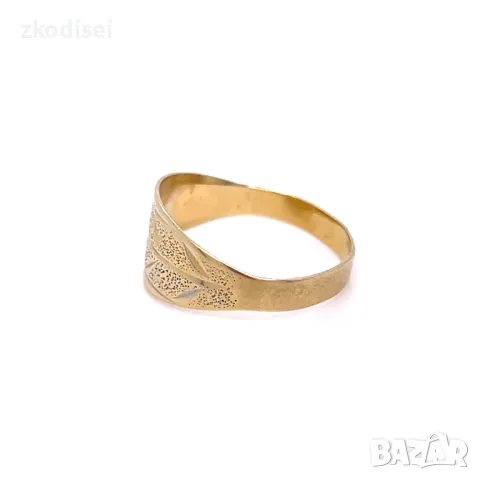 Златен дамски пръстен 1,37гр. размер:51 14кр. проба:585 модел:31686-2, снимка 2 - Пръстени - 50218639