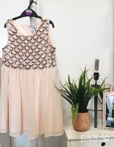 Рокля Friboo с пайети 