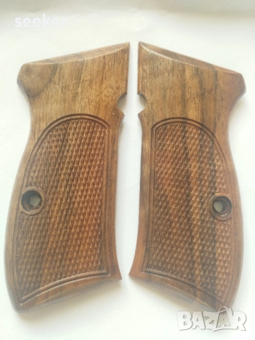 Орехови чирени за пистолет ЧЗ / CZ 75 Compact