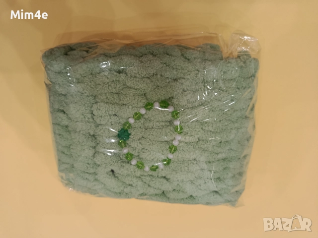 Ръчно изработени шалове и ластици (скрънчи), снимка 3 - Шалове - 52020772