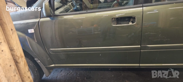 Врата предна задна лява дясна Nissan X-Trail  T30 2004г, снимка 2 - Части - 53560596