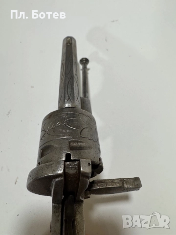 Стар револвер, пистолет, снимка 7 - Антикварни и старинни предмети - 52816884