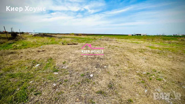 Продавам парцел в село Радиево, снимка 2 - Парцели - 49494633